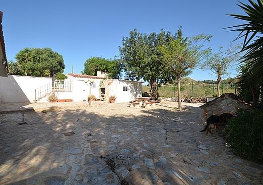 Country house in Canadas De San Pedro