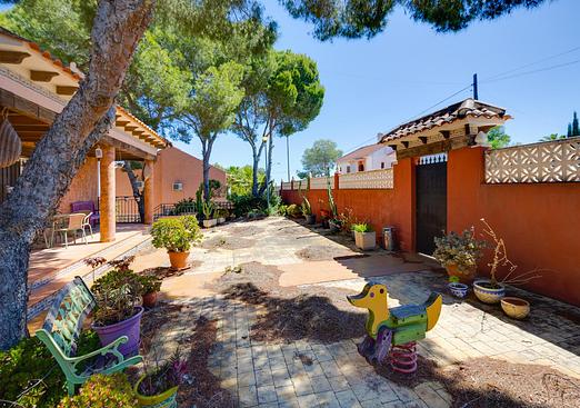 Villa in San Miguel de Salinas