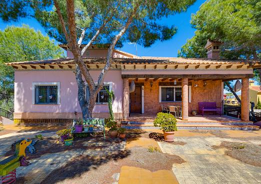 Villa in San Miguel de Salinas