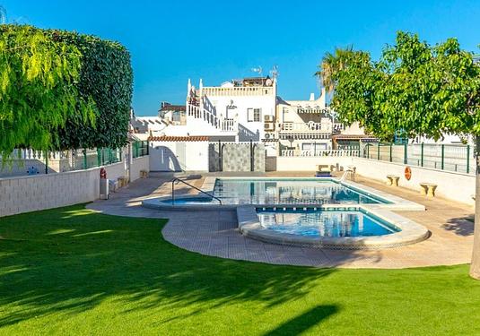 Apartment penthouse in Torrevieja