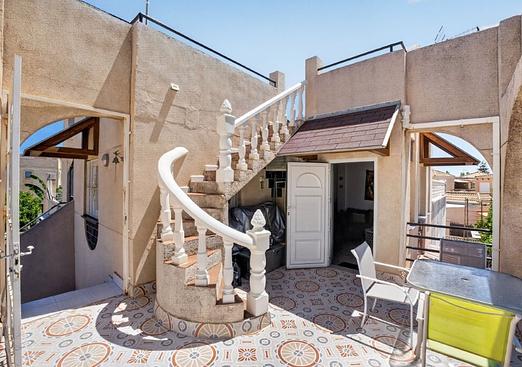 Apartment penthouse in Torrevieja