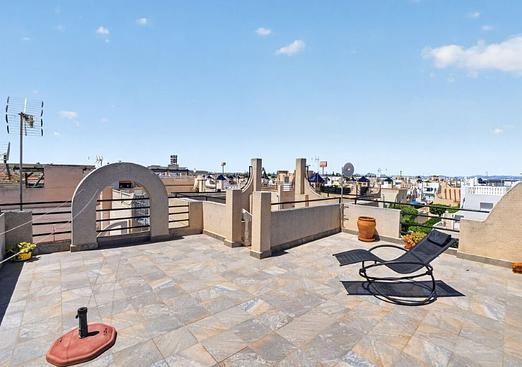 Apartment penthouse in Torrevieja
