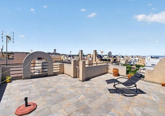 Apartment penthouse in Torrevieja