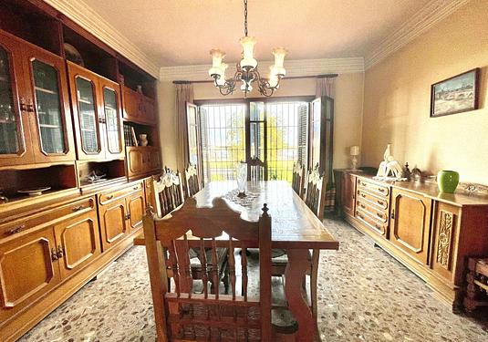 Villa in Benejuzar