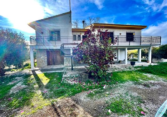 Villa in Benejuzar