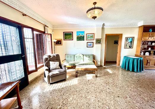 Villa in Benejuzar