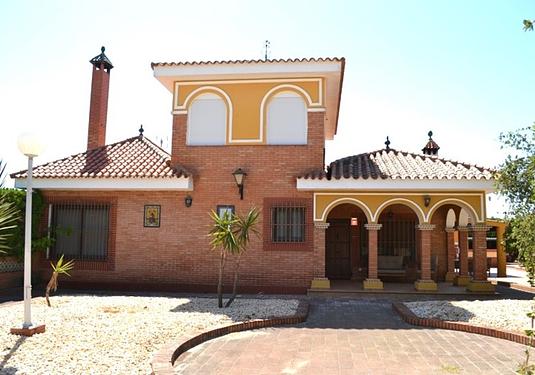 Finca in Lucena Del Puerto