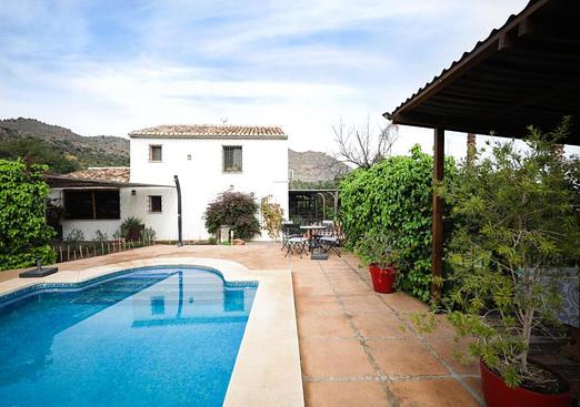 Country house in Alora
