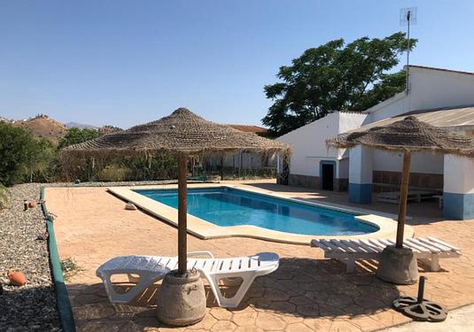 Country house in Alora