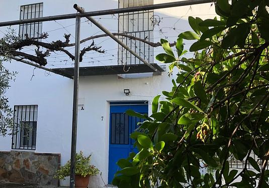 Town house in Bermejo