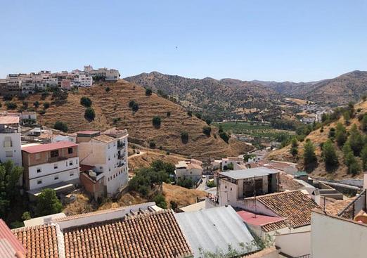 Town house in Alora