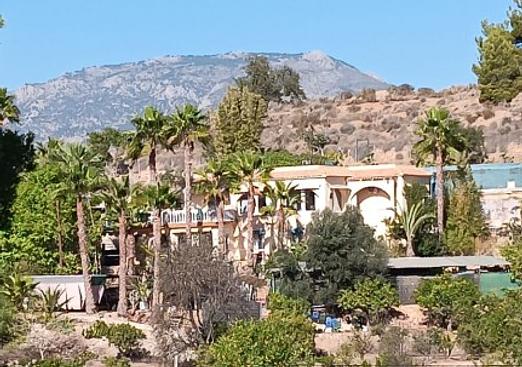 Country house in Cautivador