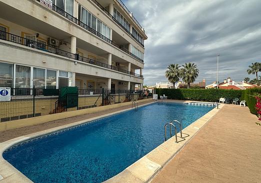 Apartment in Orihuela Costa