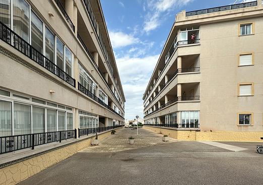 Apartment in Orihuela Costa