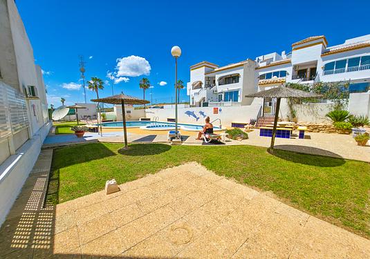 Apartment in Vistabella Golf Entre Naranjos