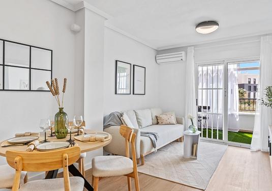 Apartment in Orihuela Costa
