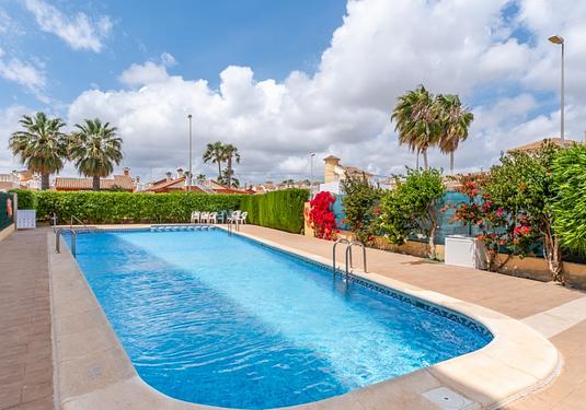 Apartment in Orihuela Costa