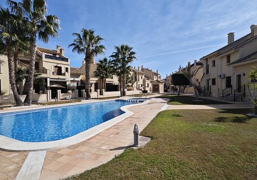 Apartment in Algorfa