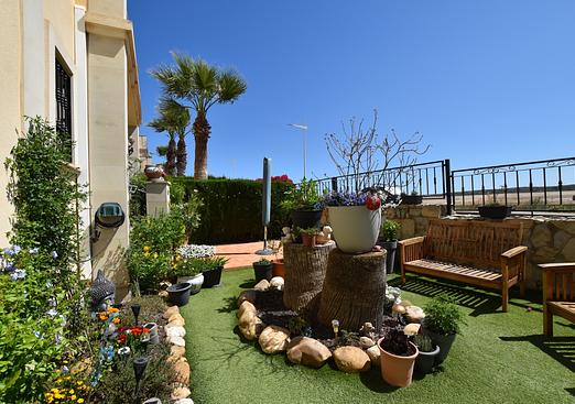 Apartment in Algorfa