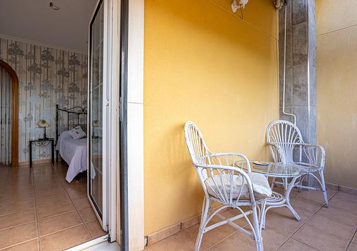 Villa in Elche