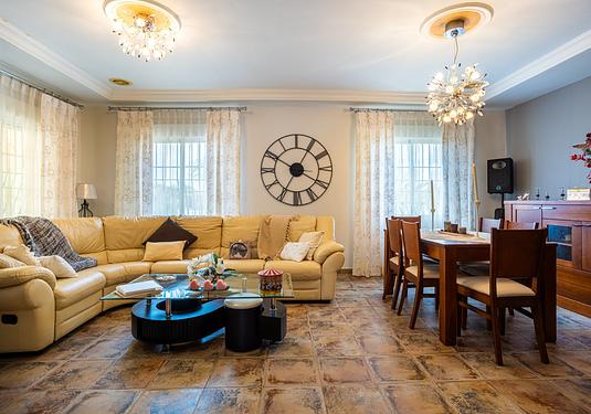 Villa in Elche