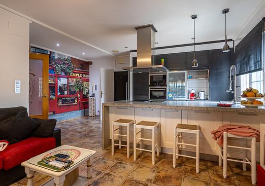 Villa in Elche