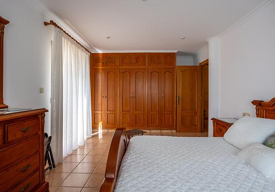 Villa in Elche