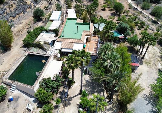 Country house in Cautivador