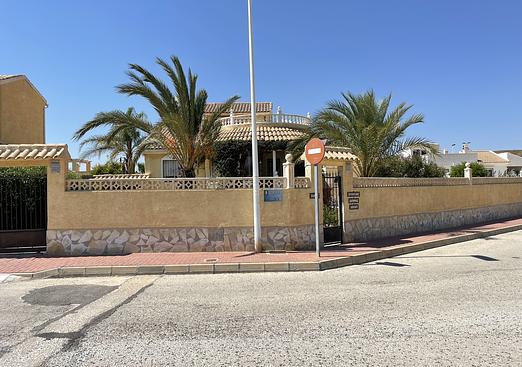 Villa in Camposol