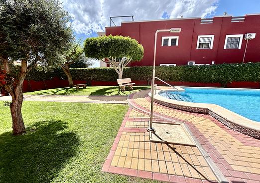 Apartment in Los Altos