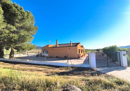 Property in Yecla