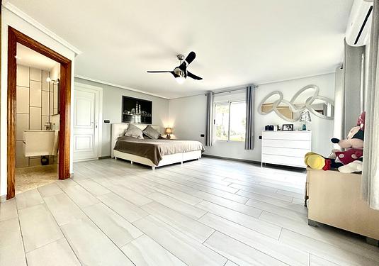 Villa in Catral
