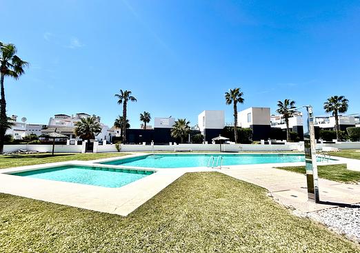 Apartment in Villamartin