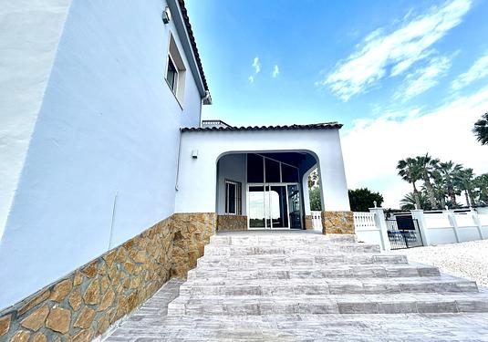 Villa in Catral