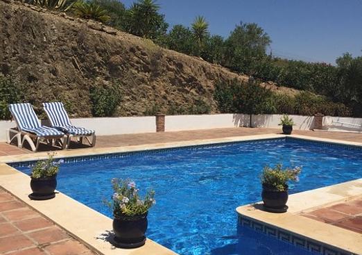 Country house in Pizarra