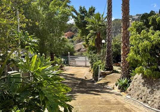 Country house in Cautivador