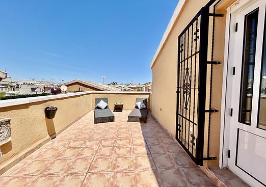 Villa in Los Balcones