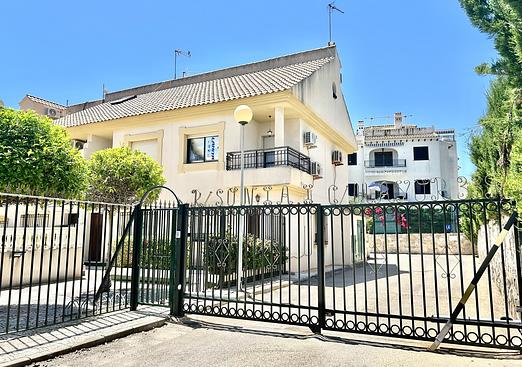 Town house in La Zenia