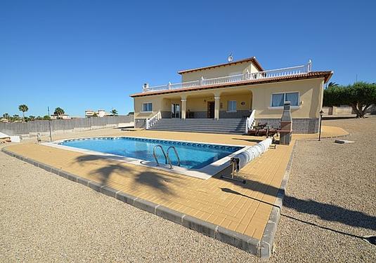 Villa in Campos del Río