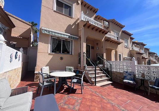 Town house in Villamartin