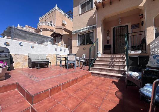 Town house in Villamartin