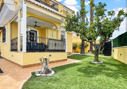 Villa in Orihuela Costa