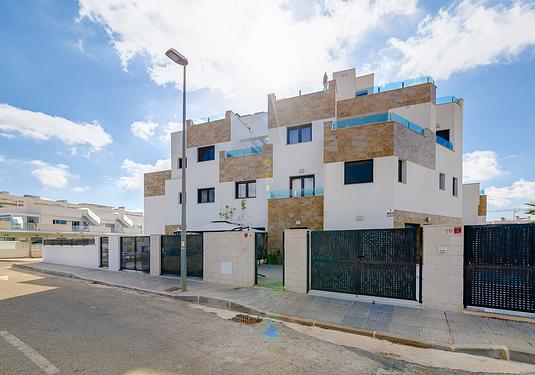 Town house in Villamartin