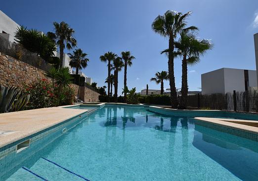 Apartment in Algorfa
