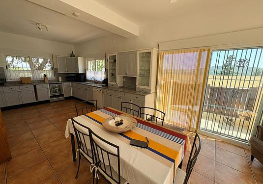 Villa in Canadas De San Pedro