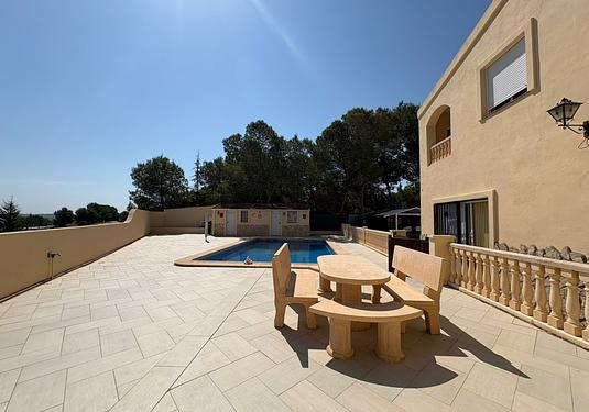 Villa in Canadas De San Pedro