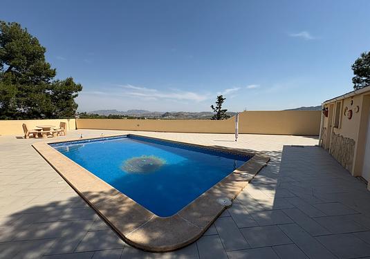 Villa in Canadas De San Pedro
