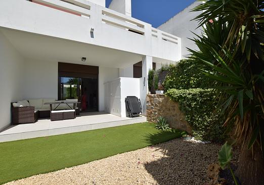 Apartment in Algorfa