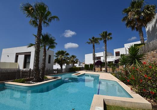 Apartment in Algorfa