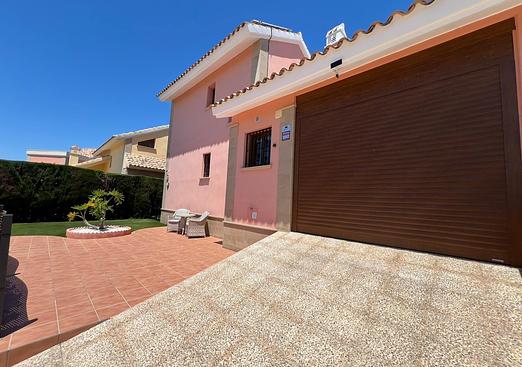 Villa in Algorfa